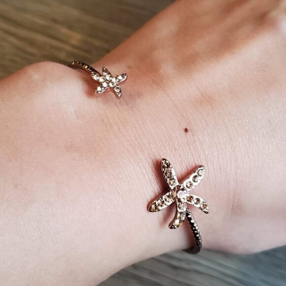 Rose Gold Starfish Cuff Bracelet - Picture 5 of 5
